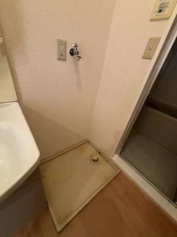 ヒロ・ハイム弐番館の設備|洗濯機置場