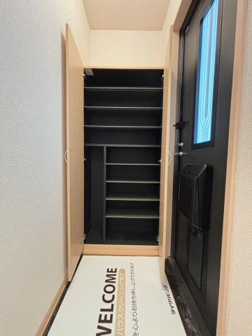 ヒロ・ハイム弐番館の玄関