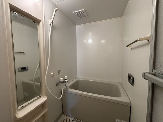 ヒロ・ハイム弐番館の浴室