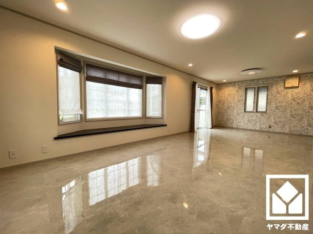 宇治市木幡御蔵山の居間・リビング