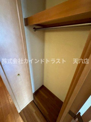エスティライフ梅田新道の収納|こまごまとしたものを収納できそうですね