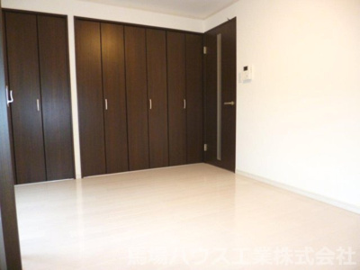 【洋室】 | グランクレールK