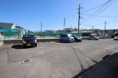 【駐車場】 | サンメイト深井A・B棟