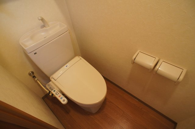 【トイレ】 | Relation | シャワー付トイレです