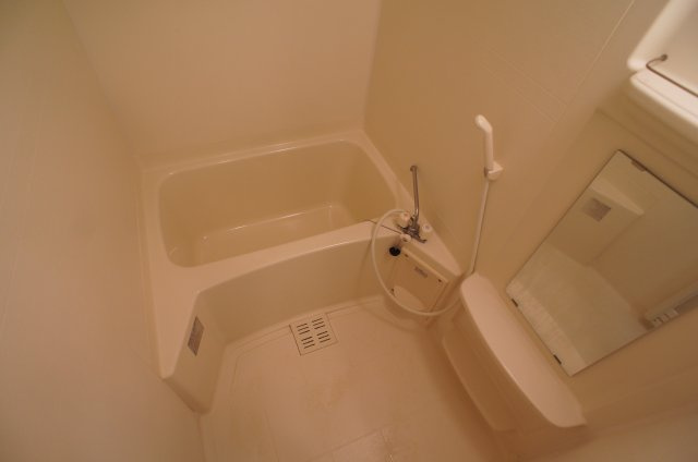 【浴室】 | Relation | お風呂です