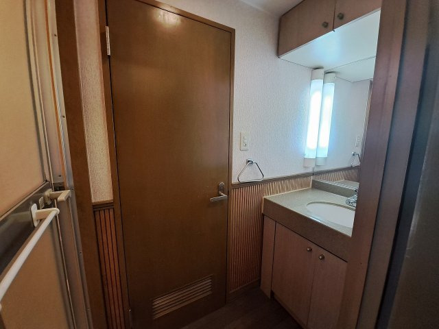 ロイヤル久寿川の内装