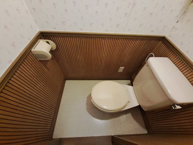 ロイヤル久寿川のトイレ