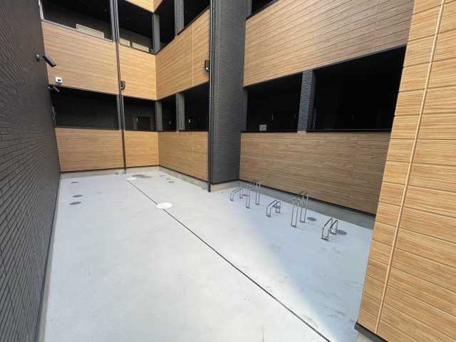 【その他】 | 駐輪場