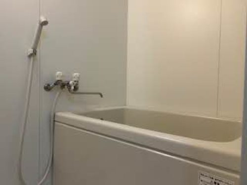 泉大津市曽根町１丁目のハイツの浴室|お風呂で日々の疲れを落としましょう