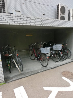 【その他共用部分】 | グランディシンヤ | グランディシンヤ　駐輪場