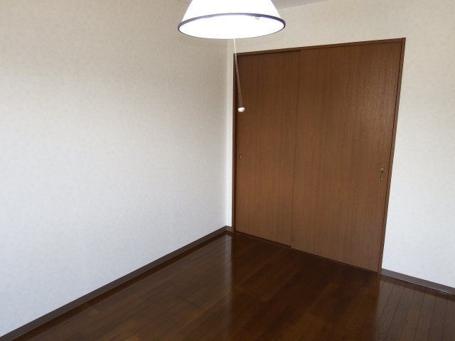 ラビットハウス白山Ⅰの洋室