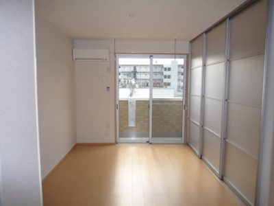 【寝室】 | フローラ | その他