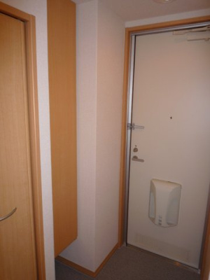 【玄関】 | フローラ | 玄関