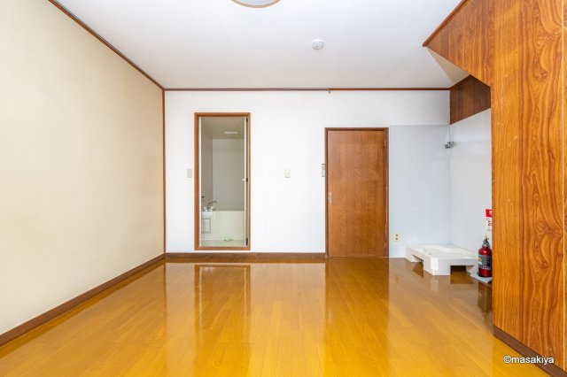 宮原アパートの居間・リビング