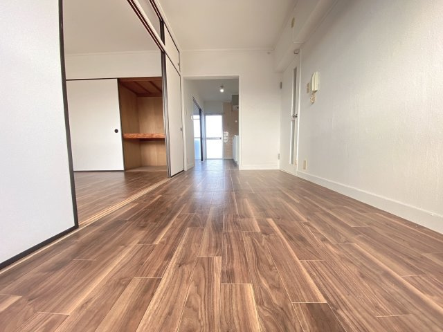 ヴィラナリー千代田2号棟の居間・リビング|同物件別部屋イメージ