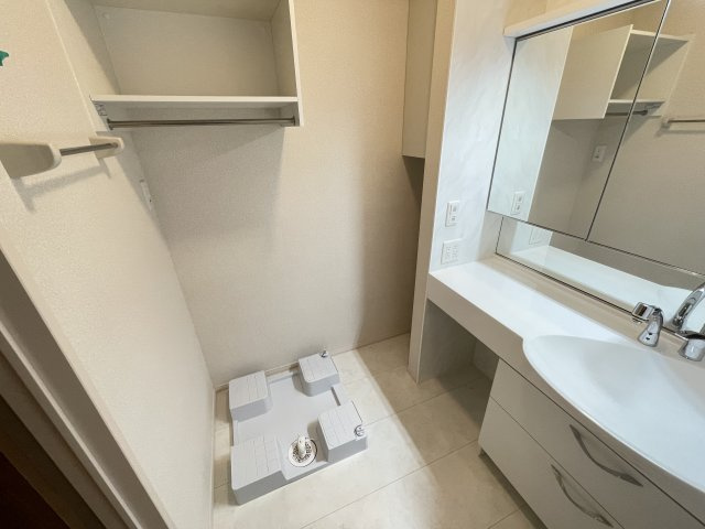 BLESS　HOUSE柏西町B棟の洗面所