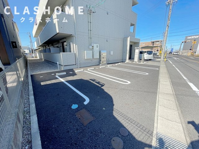 レグルス　　刈谷市の賃貸ならクラスホーム刈谷店の駐車場