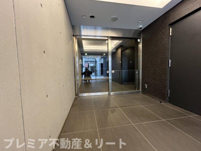 【エントランス】 | セントラルプレイス新宿御苑前