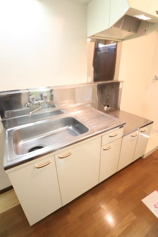 Y's向ヶ丘のキッチン