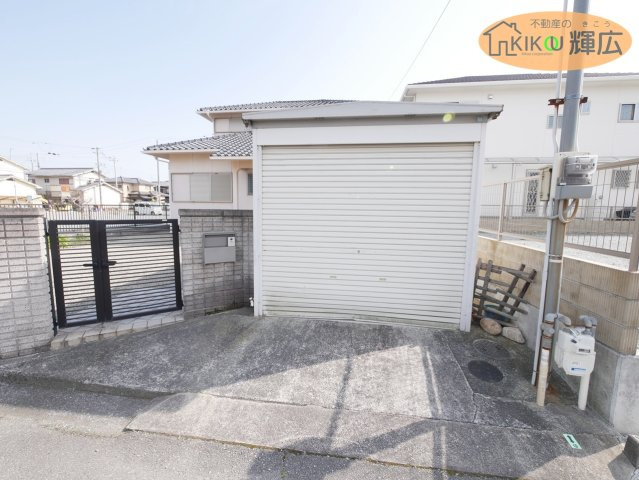高砂市今市2丁目　中古戸建　の駐車場