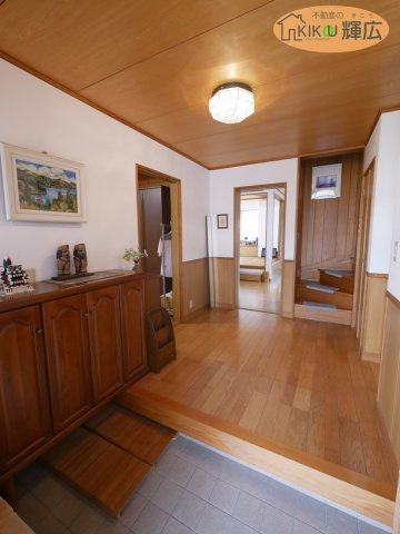 【玄関】 | 高砂市今市2丁目　中古戸建　