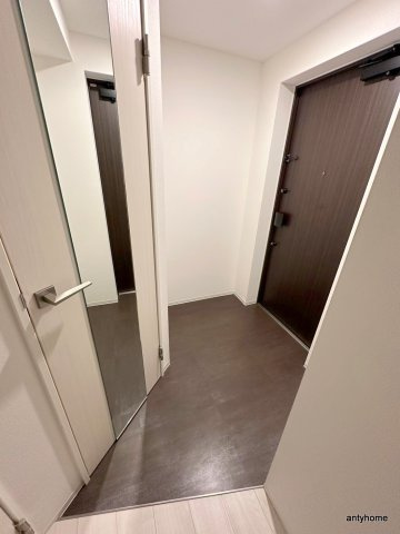 AFFLUENCE難波EAST　仲介手数料無料の玄関