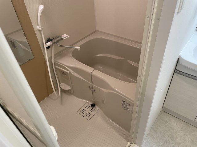 レジデンスh忍町の浴室