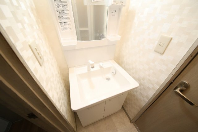 高虫長屋住宅（南側）の独立洗面台|独立洗面台（新品）