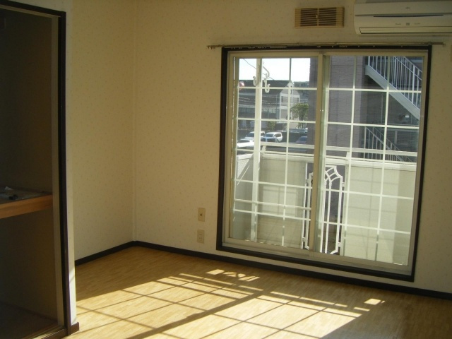 メゾンソフィーの居間・リビング