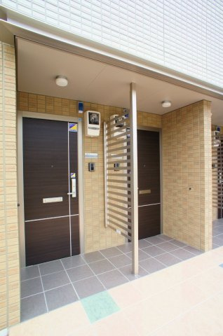 グリーンカトレアⅡ【キャッシュバック対象】の玄関