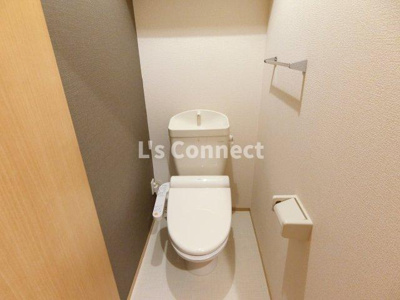 【トイレ】 | ディアコートＥ | 温水洗浄便座付きのトイレ。