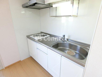 【キッチン】 | ディアコートＥ | ２口ガスコンロのシステムキッチン。