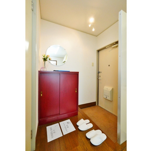 青木ビル(今川町)の玄関|シューズボックス有り