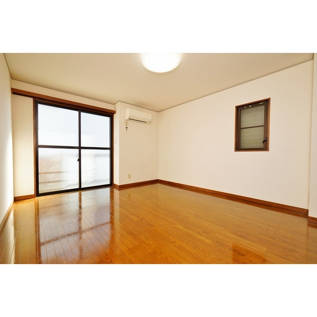 青木ビル(今川町)の居間・リビング|洋室　10帖