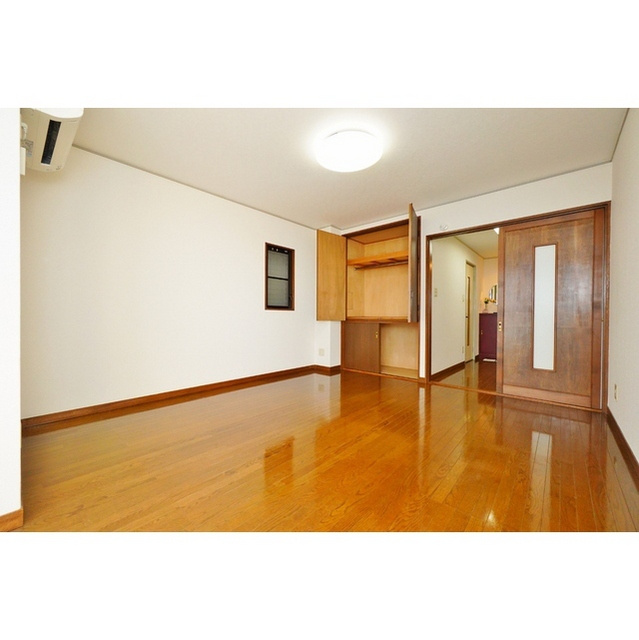 青木ビル(今川町)の居間・リビング|洋室　10帖