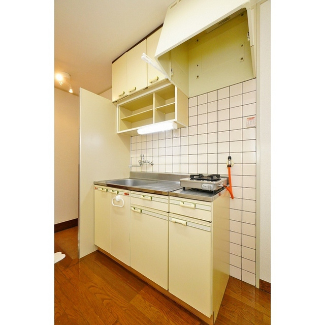 青木ビル(今川町)のキッチン|キッチン