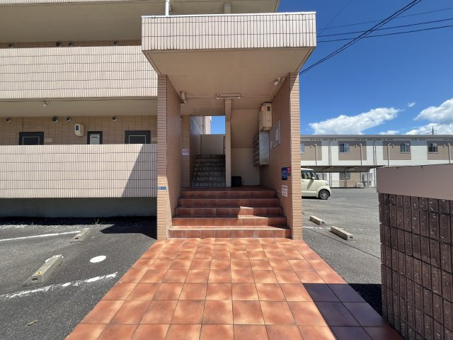 スカイマンションAのエントランス