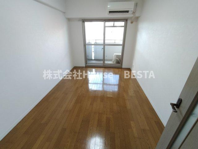 ランドマークシティ神戸西元町の居間・リビング