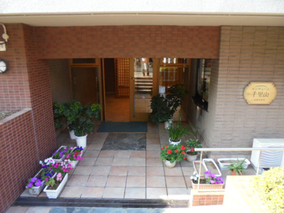 【エントランス】 | サンヴェール千里山ANNEX | エントランス★