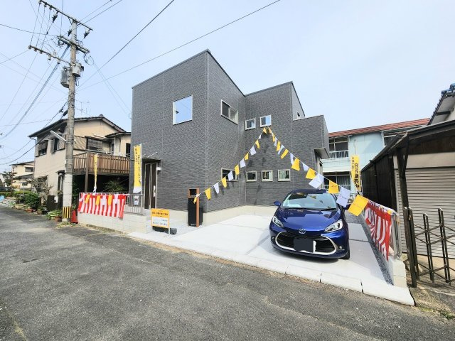 SUN COURT－サンコート－小倉南区長行東2丁目　【小倉南区　新築戸建て】の外観|スタイリッシュな外観♪駐車スペースも２台可能♪【小倉南区　新築戸建て】