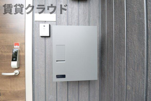 セイコーハイツのエントランス|宅配ボックスがあると、自分の時間を有効活用できますね！