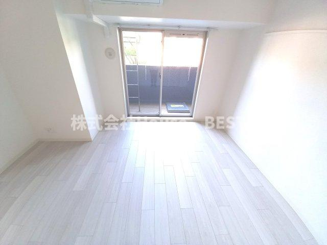 ファステート神戸ティアモの居間・リビング