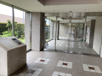 【エントランス】