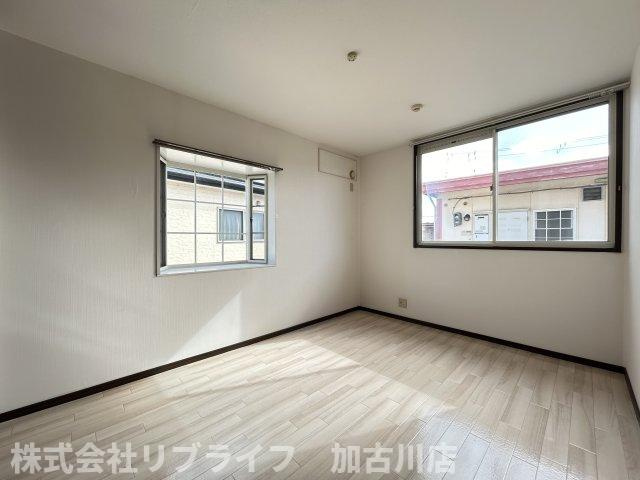 河原サンハイツBの洋室