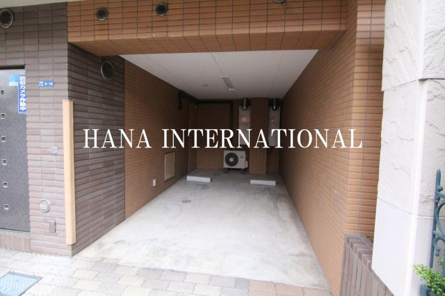 プライムアーバン行徳駅前Ⅱの駐車場