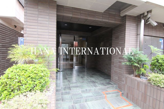 プライムアーバン行徳駅前Ⅱのエントランス