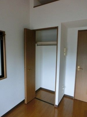 【収納】 | ボヌール天神東 | 別号室の写真になります。現況優先。