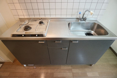 【キッチン】 | Route多々良Ⅰ | 別号室の写真になります。現況優先。