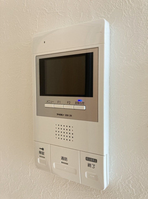 【セキュリティ】 | サンシャインひがし清水 | 別号室の写真になります。現況優先。