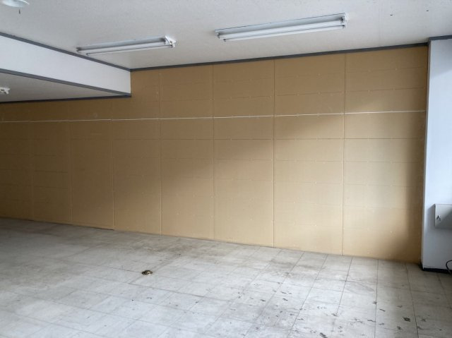 亀山総合ビルの内装